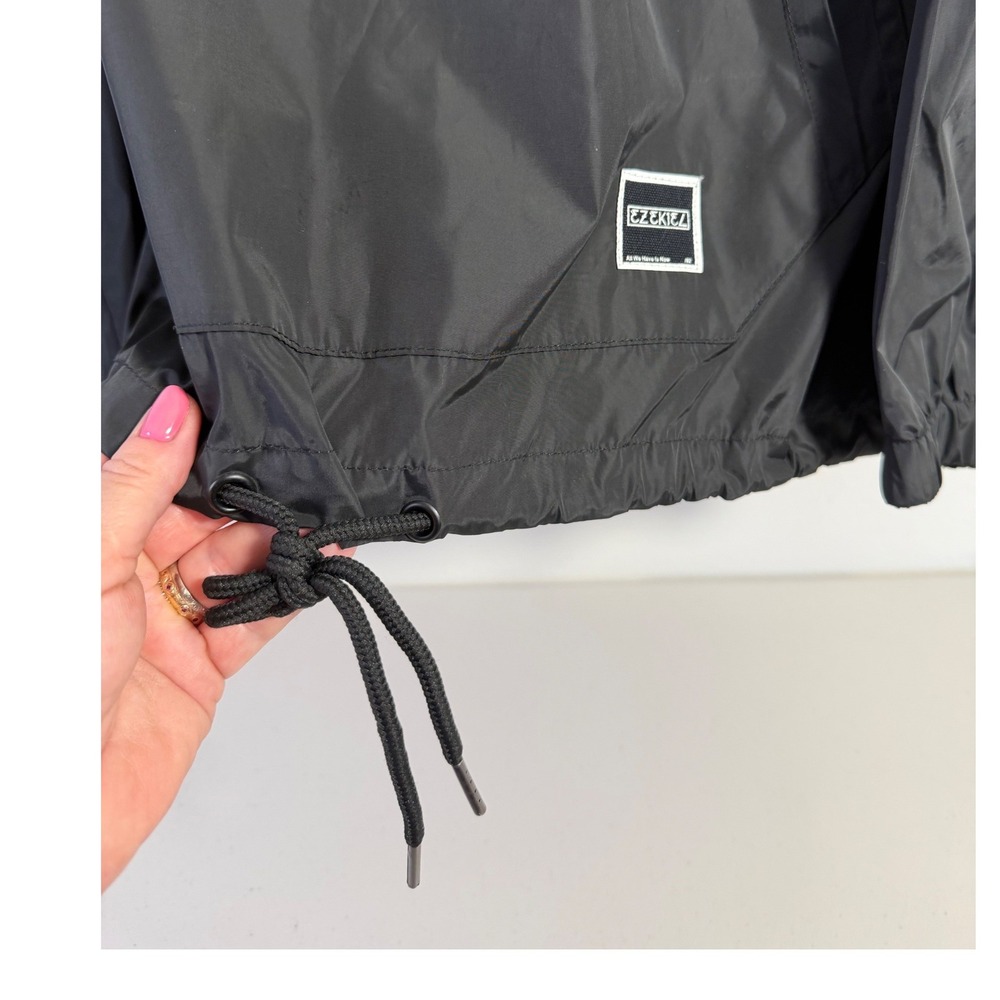 Ezekiel Windbreaker Anorak Mens XL Black Half Zip Hooded Lightweight Jacket - Picture 6 of 12
